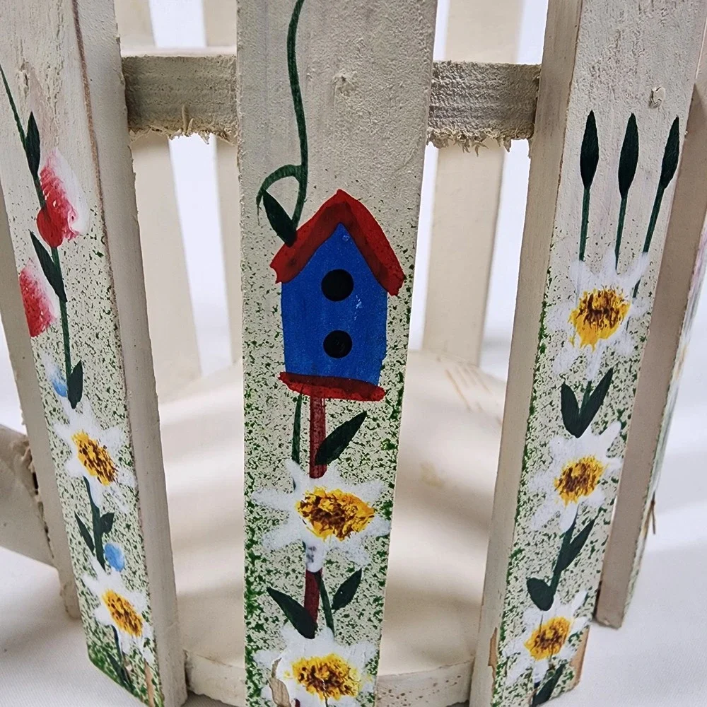 VINTAGE‎ Home Interiors & Gifts White Picket Fence Floral Basket Watering Can